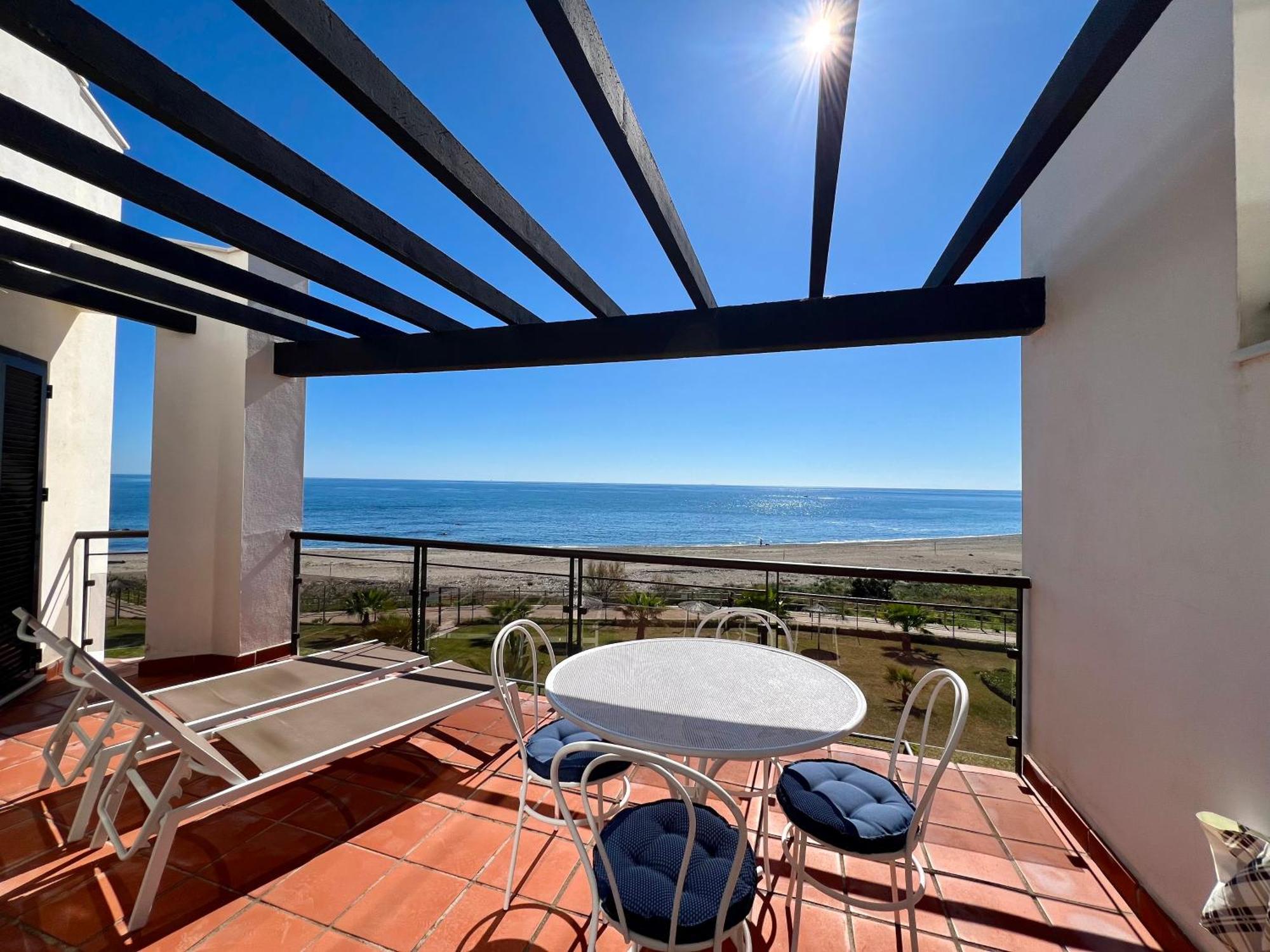 Apartamento Vista Mar 卡萨雷斯 外观 照片